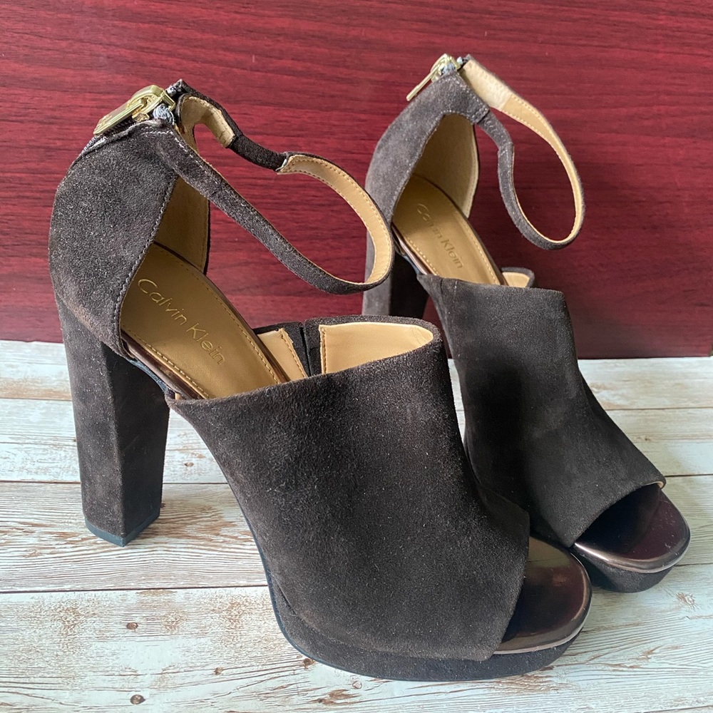Calvin Klein Suede Sandals 7.5